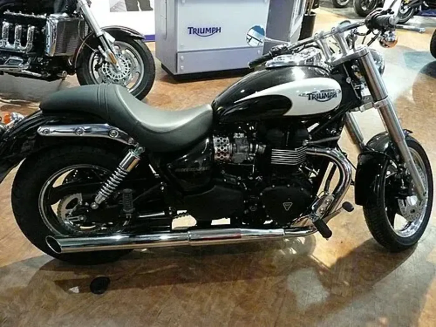 Triumph Speedmaster cruiser
