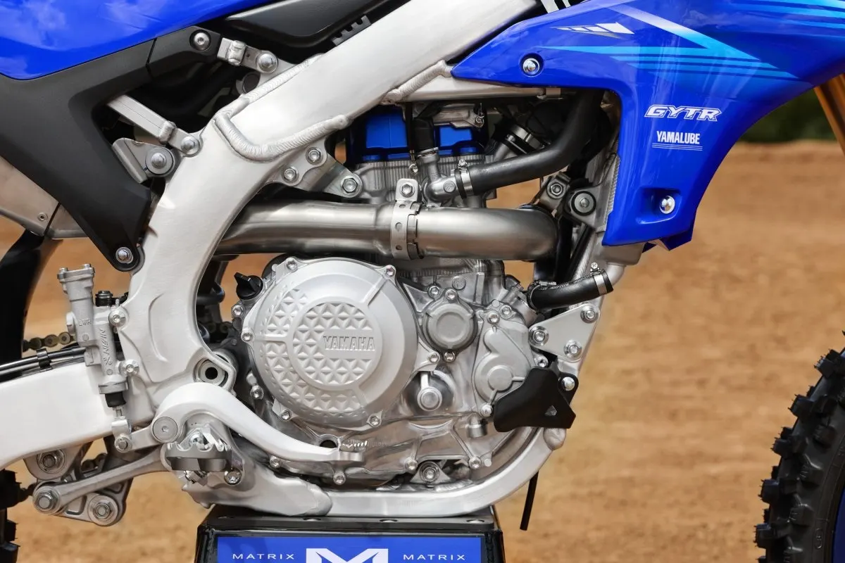 Close-up of the Yamaha YZ450F engine, frame and exhaust